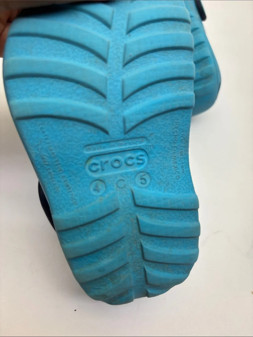 Crocs Kids Blue Clogs with Back strap, SZ 4/5 baby, box 73